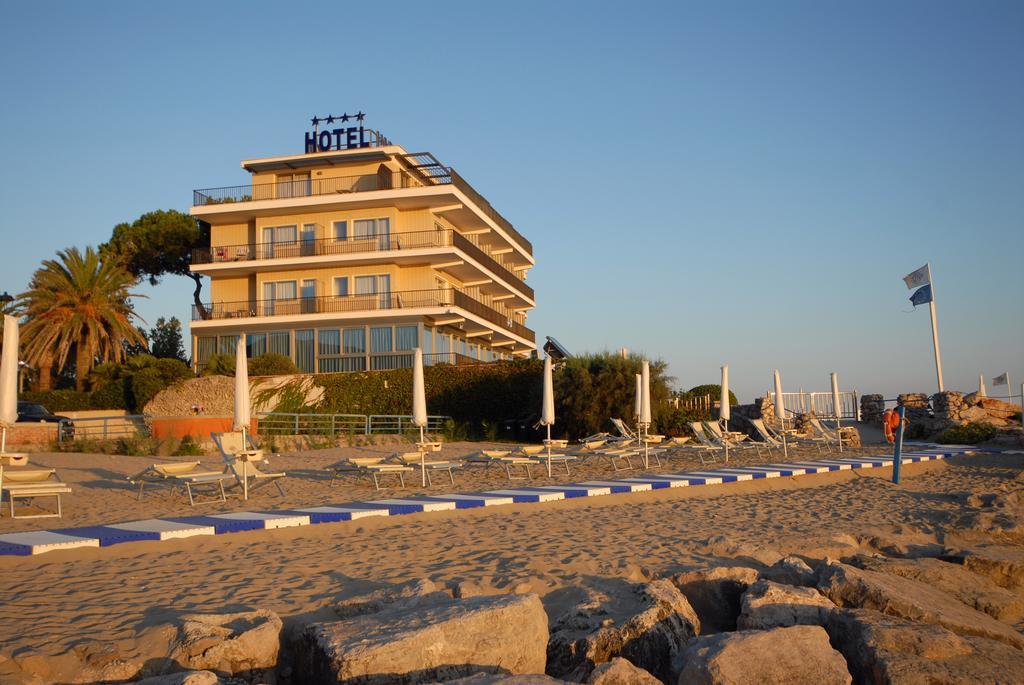 Grand Hotel L'Approdo Terracina Ngoại thất bức ảnh