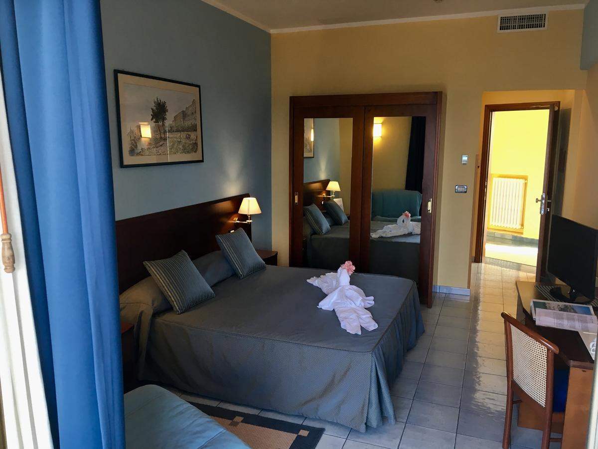 Grand Hotel L'Approdo Terracina Ngoại thất bức ảnh